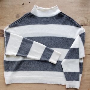 Pilcro by Anthropologie 100% Cashmere cropped Boyfriend Style Sweater, Size Med